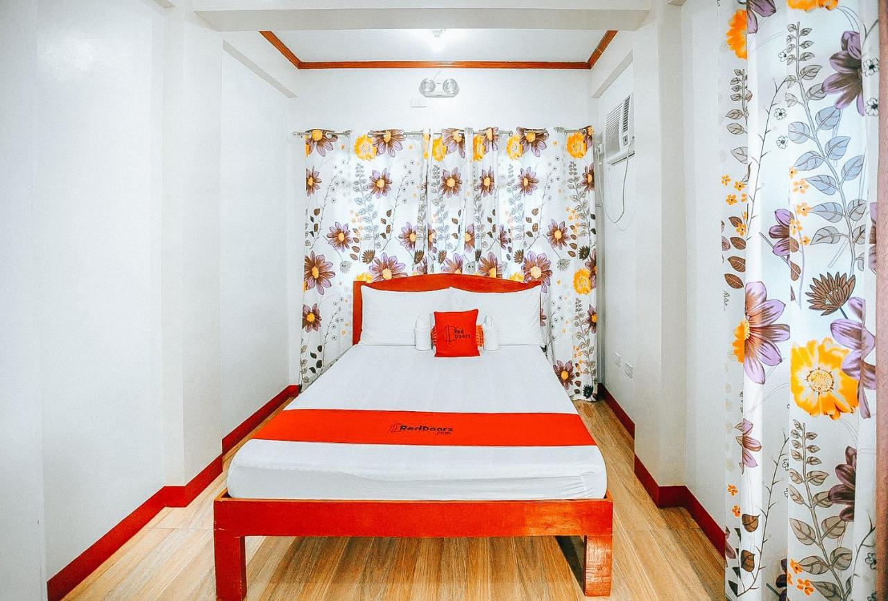 Reddoorz At S & L Apartelle Daraga Albay 레가스피 외부 사진