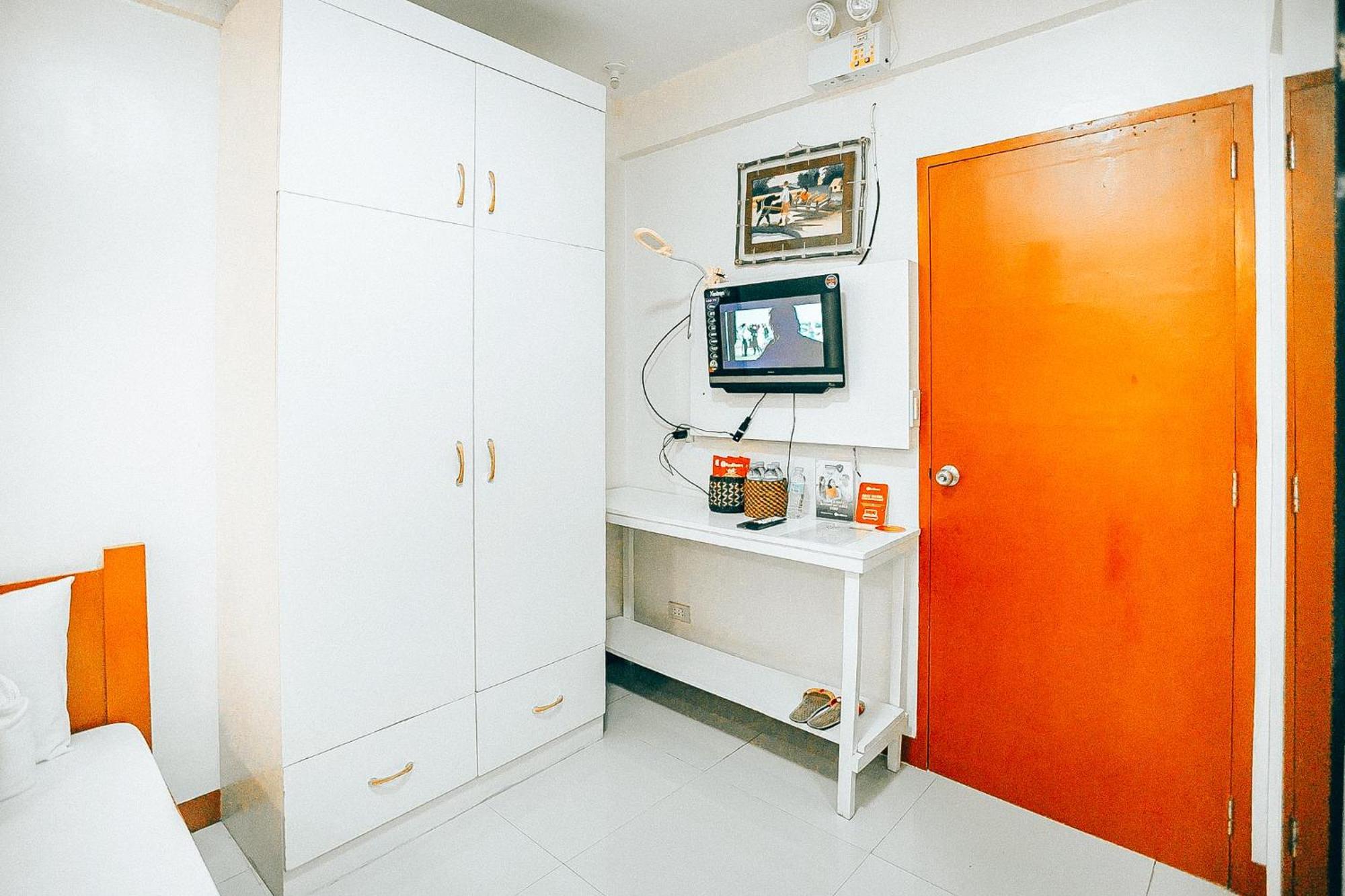 Reddoorz At S & L Apartelle Daraga Albay 레가스피 외부 사진