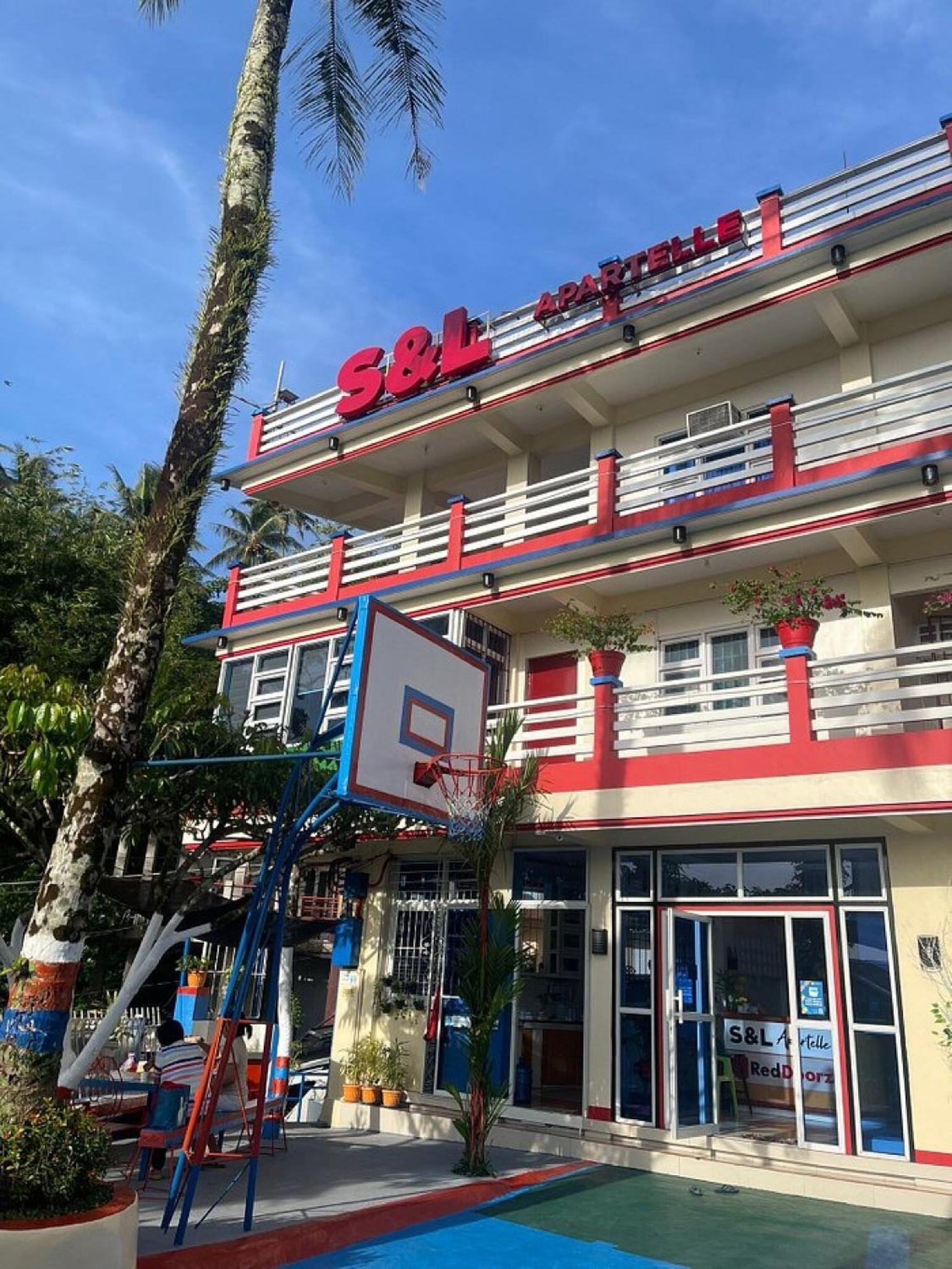 Reddoorz At S & L Apartelle Daraga Albay 레가스피 외부 사진